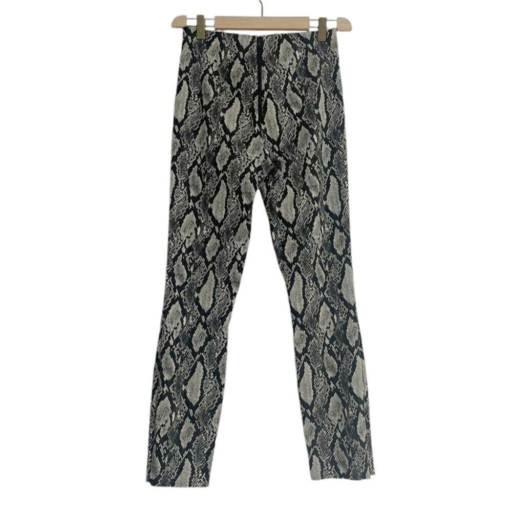 Alice + Olivia Black and White Snake Print Skinny Pants - Picture 6 of 11